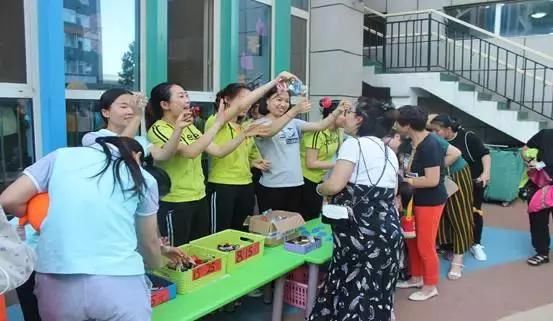 义字涓涓不壅 爱心终成江河