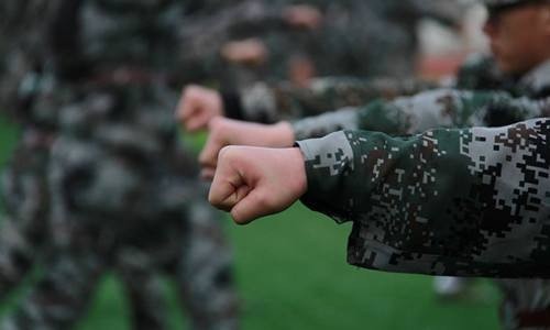 军训时如何避免白癜风发作?