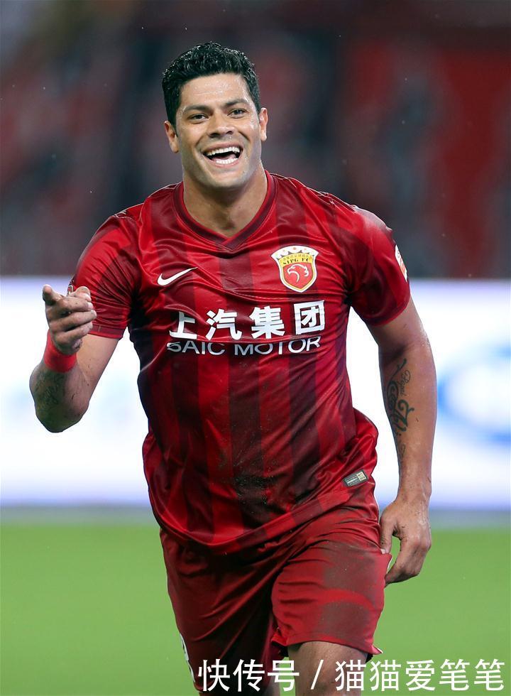 世界足坛薪水排行榜前10位,C罗仅排第3,我们中