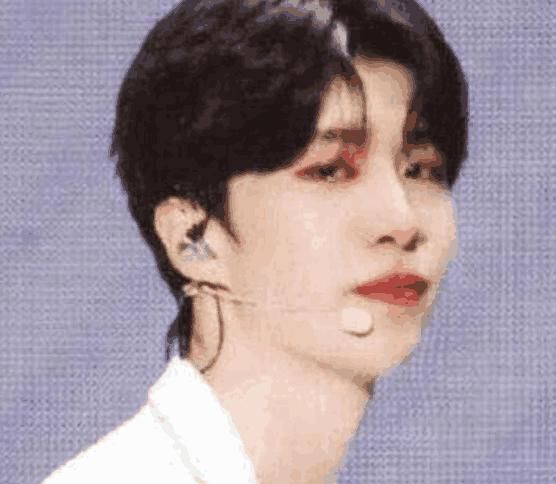 李晨工作室和范丞丞同时更新微博,同样一句话