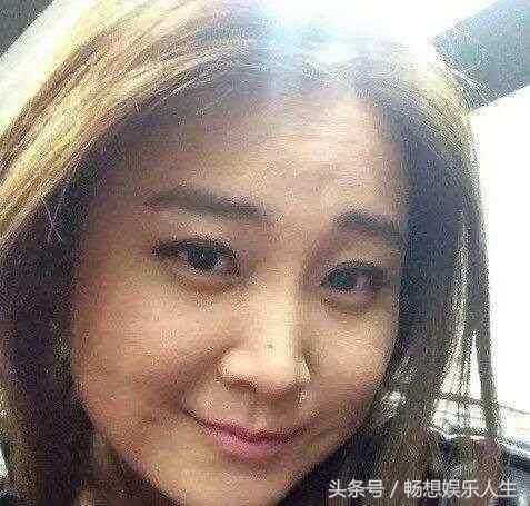 贾玲减肥成功,暴瘦后秒杀热巴赵丽颖