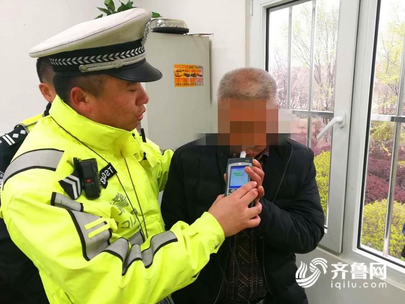 青岛:男子清明酒驾被暂扣驾照 五一假期继续开