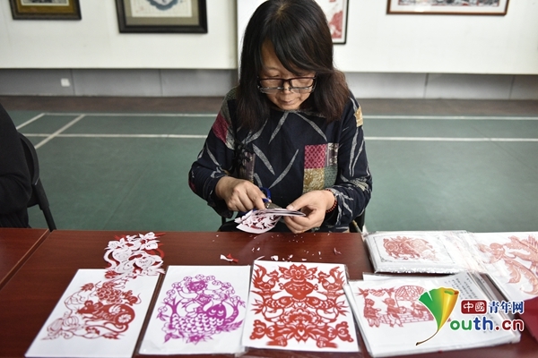 【喜迎十九大·文脉颂中华】指尖上的山西:匠心里的中国 【喜迎十九大·文脉颂中华】指尖上的山西:匠心里的中国