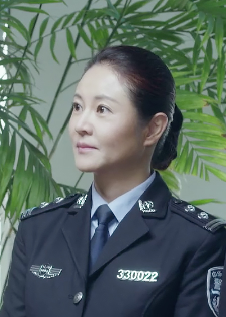 《警察锅哥》热播 宫晓瑄麻辣女警走红 《警察锅哥》热播 宫晓瑄麻辣女警走红