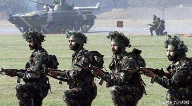 印度士兵有些戴头巾,有些是头盔,为什么不一样