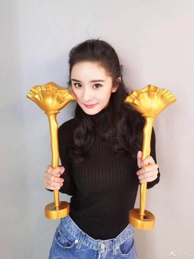 《谈判官》杨幂发际线又遭吐槽!闺蜜唐嫣刘诗