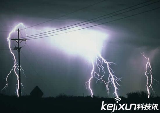 闪电的秘密:温度比太阳还要高? 闪电的秘密:温度比太阳还要高?