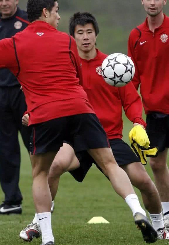 曾是国足天才,勇夺欧洲联赛金靴奖,曾怒怼C罗