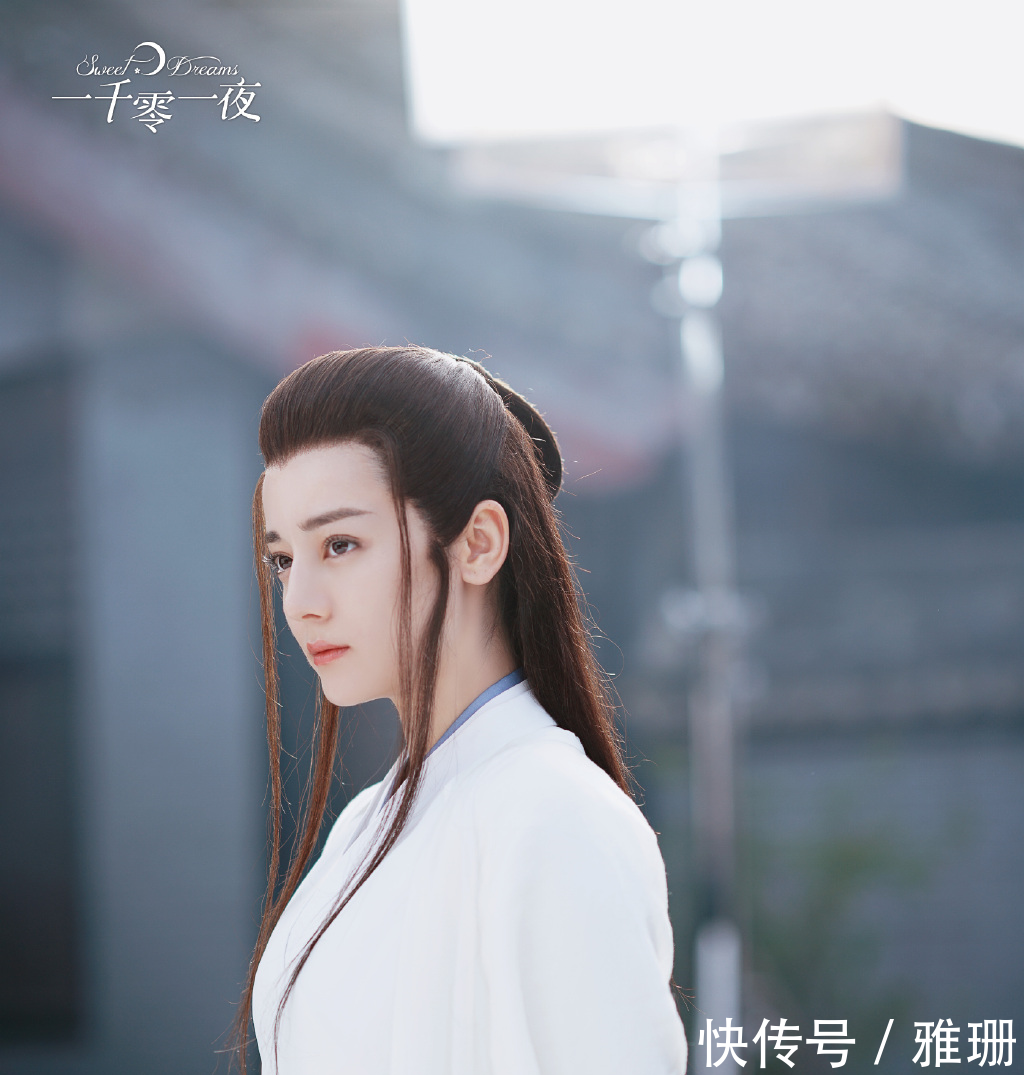 迪丽热巴表白邓伦,土味情话满分,网友不愧是吃