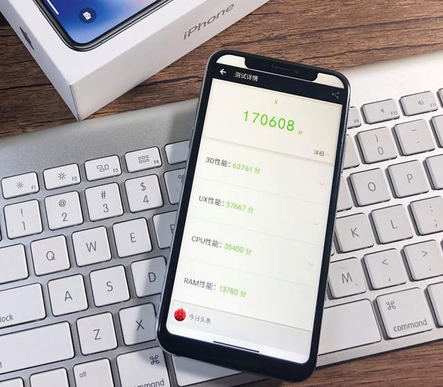 刘海屏+安卓旗舰配置,华强北山寨iPhone X价格