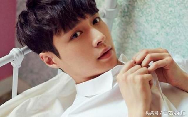 黄子韬带领女团《创造101》强势对打兄弟张艺