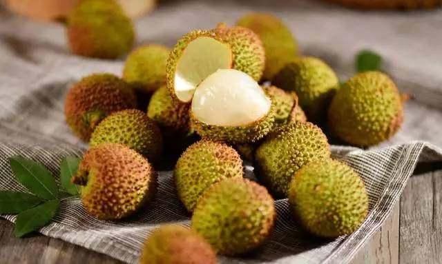 农村俗语一个荔枝三把火,吃了荔枝真的会让人