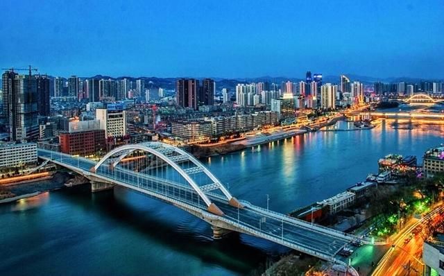 中国最不发达的二线城市,贵为西北第二大城市