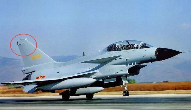 中国第三代半战斗机浮出水面,使用涡扇10IPE发