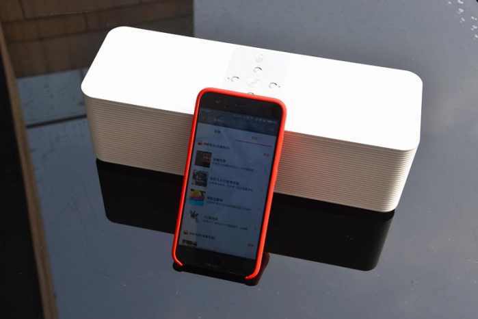 上网搜歌+语音点播+控制家电!这款399元的小