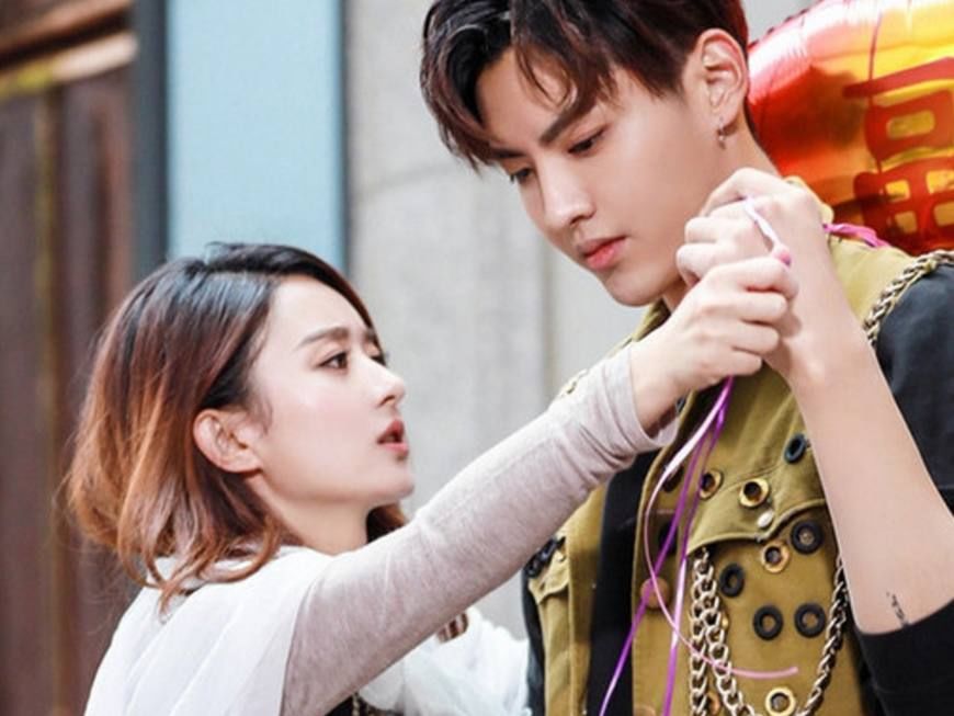 这几张图可以看出吴亦凡喜欢赵丽颖,网友:吴亦