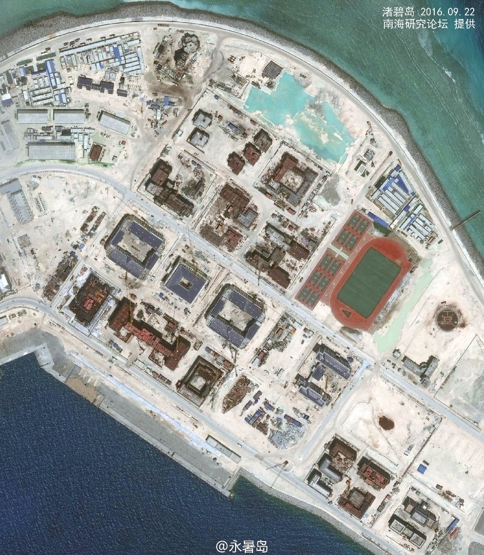 永暑礁与渚碧礁最新卫星照。
