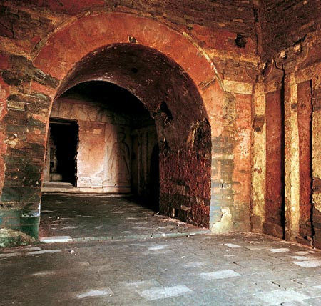 直至今日,帝陵中,北魏宣武帝景陵,西晋文帝崇阳陵,武帝峻阳陵3座已