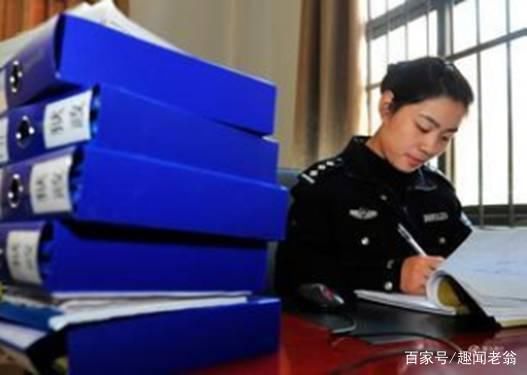 黑帮老大监狱生活,住单间有保姆,资产千万女狱