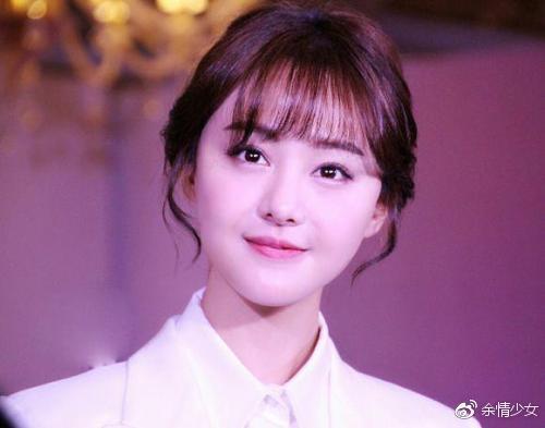 郑爽新男友正面照,半年前就开始暧昧,郑爽被骂