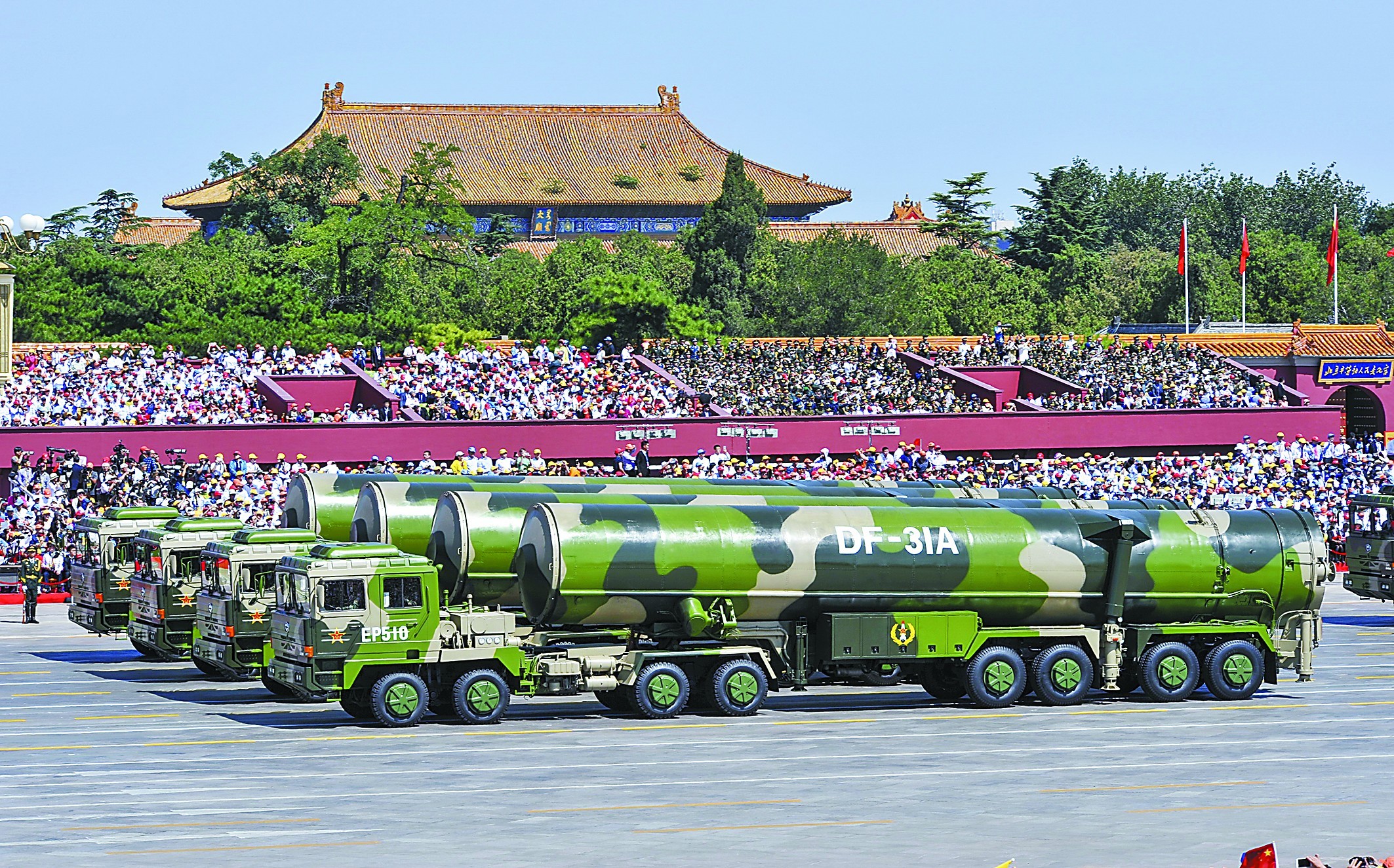 值得期待 国庆阅兵部分先进武器装备将首次亮相_北京时间
