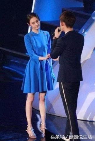 胡歌江疏影复合!胡歌江疏影互相偷瞄,俩人亲密