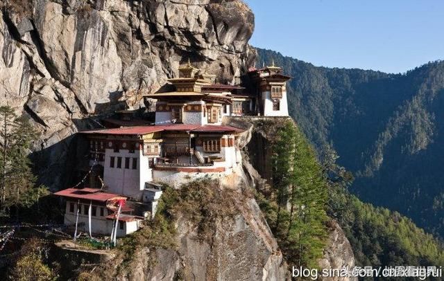 雷龙之国,一妻多夫制,与五大常任理事国均未建