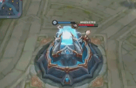 梦泪单挑偷下水晶,网友表示:梦泪除了偷塔还会什么?