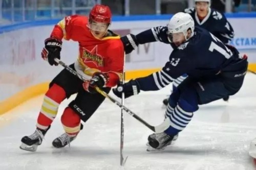 冰球还有越位?怎么撞是犯规?