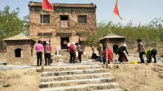 吉他小镇昌乐县鄌郚镇