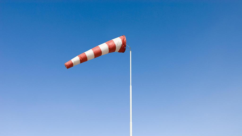 雨还没停,风又来了!北京发布大风蓝色预警 雨还没停,风又来了!北京发布大风蓝色预警