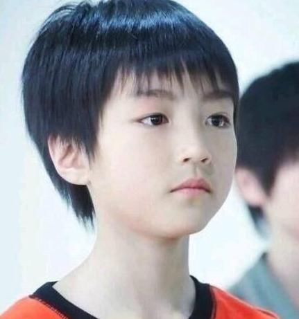 王俊凯整过容?来看看他从小到大的照片你就知