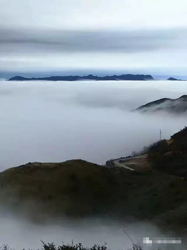 美哭了!丰顺八乡山鸿图嶂云雾缭绕似"人间仙境"