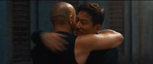 《速度与激情9》首个正式预告片发布:反派竟是Ta(图3) 《速度与激情9》首个正式预告片发布:反派竟是Ta(图3)