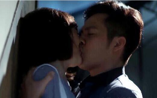 男明星拍吻戏竟然伸舌头 网友却说只有他最恶心