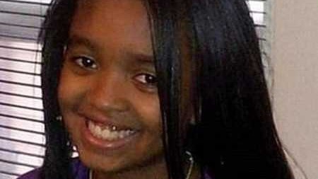 美14岁女孩上学途中遭奸杀 父母告学校 美14岁女孩上学途中遭奸杀 父母告学校