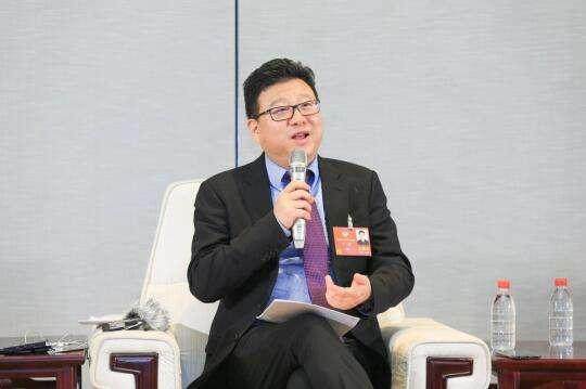 两会期间互联网大佬热点话题创客教育-2018北