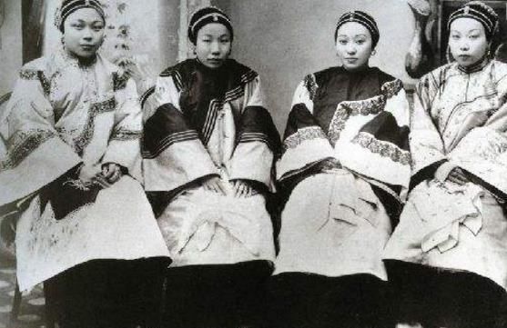 清朝灭亡后,一地区过了百年才被彻底平定,一直