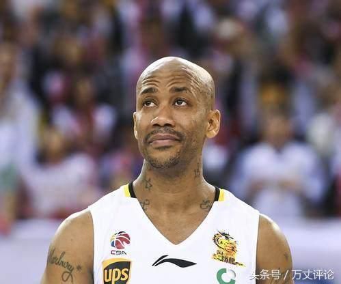 一个篮球流氓,在中国篮坛声誉这么高?会说中国