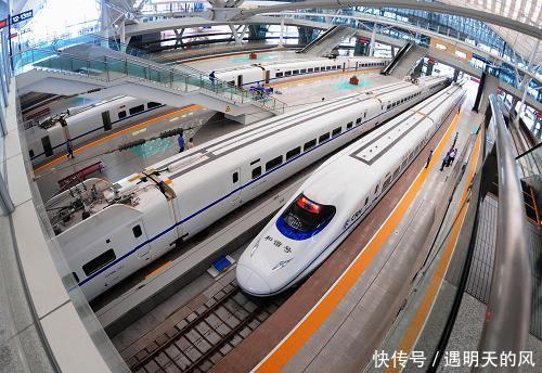 韩国女星第一次在中国坐高铁,因速度太快,大呼