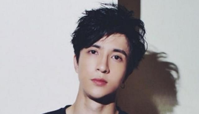 《歌手》帮帮唱:华晨宇请薛之谦,腾格尔的帮手