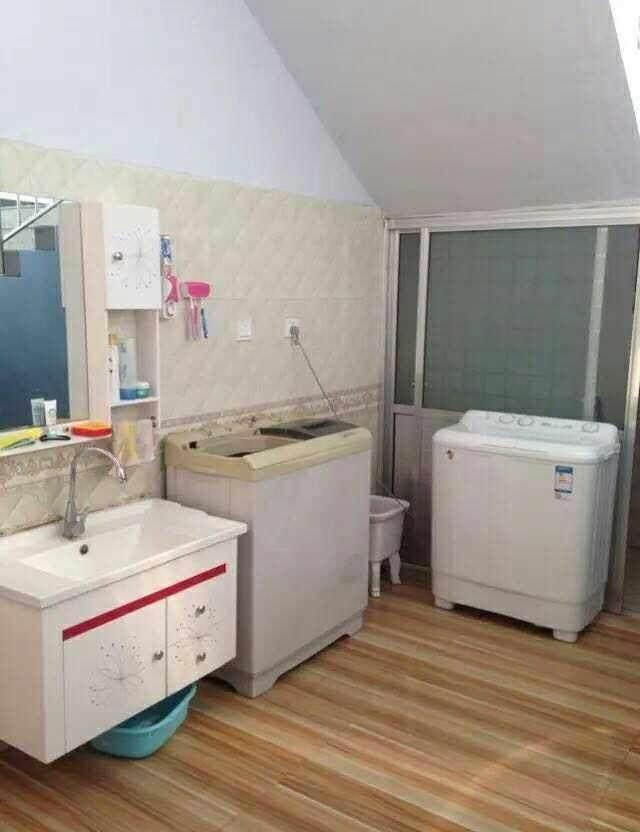 发给台湾朋友的农村房子照片,看到第一眼真不