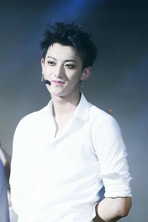 同是在韩国发展回国,宋茜鹿晗张艺兴王嘉尔都