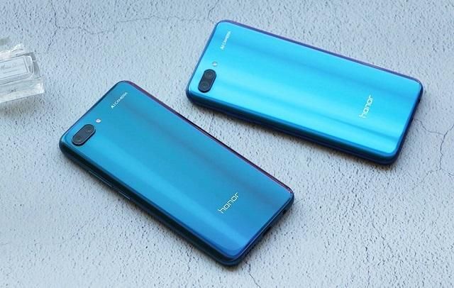 华为新发布的两款手机,价格只差600元,配置却