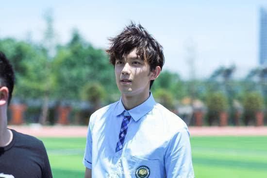 磊高考三门不及格?郭晓婷才是学霸,高考成绩可