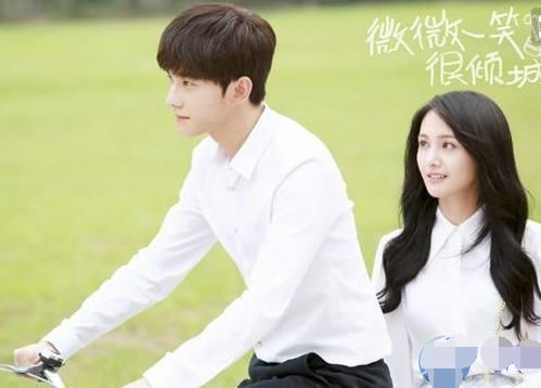 有多少演员是坚持使用原音不用配音的?最佩服