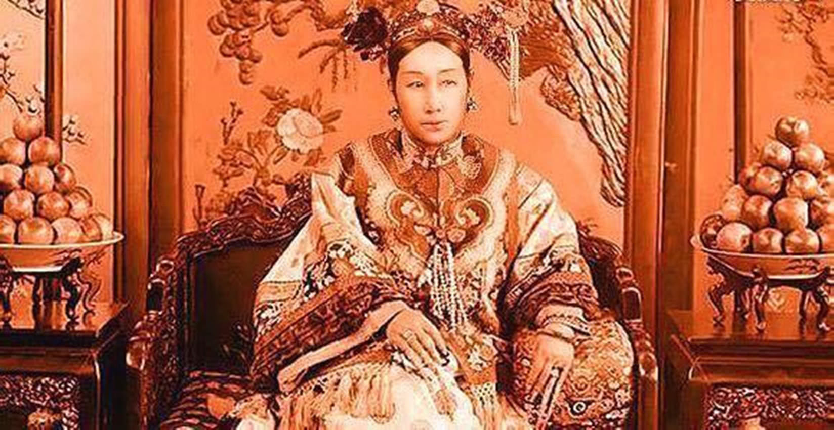 专家还原慈禧年轻照片,幼时的慈禧美若仙子,惊