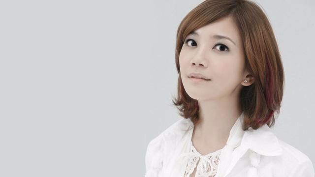 李宗盛最得意的弟子,与五月天的贝斯手分手后