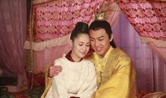 皇宫里的女官除了调教宫女 还需要侍寝吗? 皇宫里的女官除了调教宫女 还需要侍寝吗?