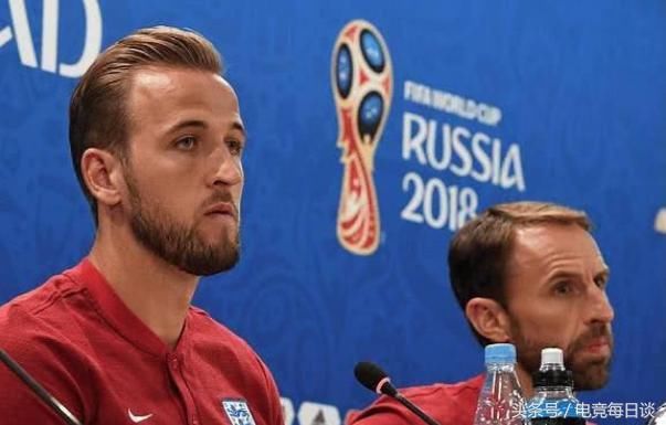 世界杯:中国记者尴尬提问惹怒英格兰球迷,回怼